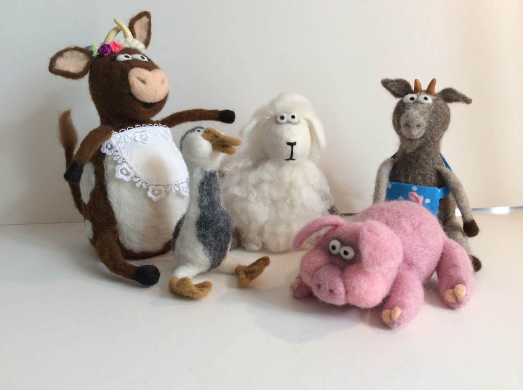 Pièces uniques en laine feutrée disponible&nbsp;maintenant!