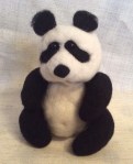 peluche panda en laine feutree