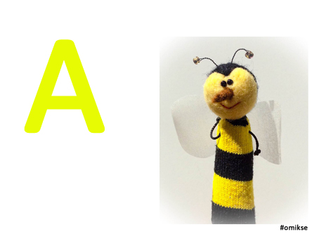 A B C… apprendre l&rsquo;alphabet avec les marionnettes à&nbsp;doigt.